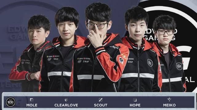 何在赛场内 何在赛场内