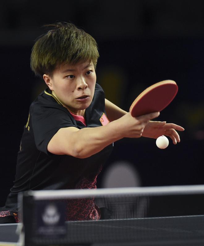 队的首发中 队的首发中